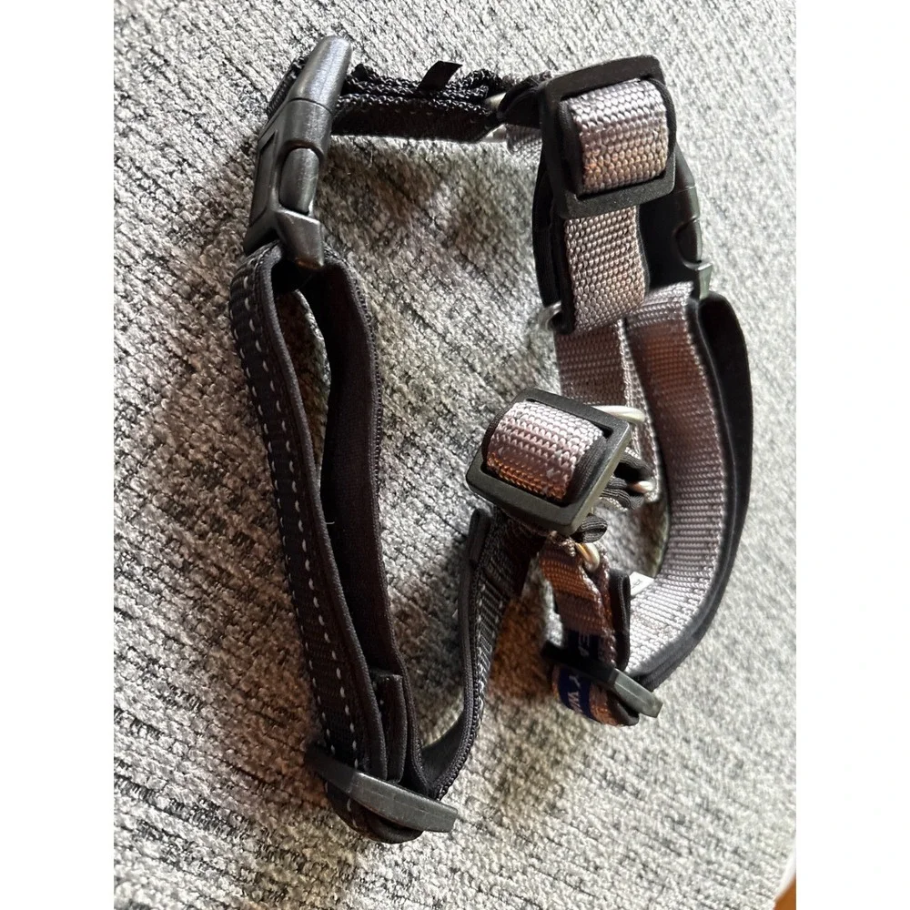 PetSafe Easy Walk No-Pull Dog Harness Gray Black Medium Reflective‎ Adjustable